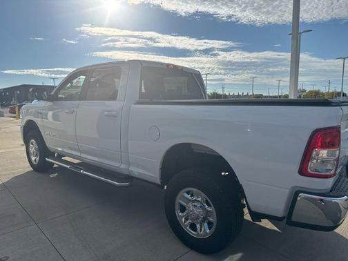 2022 RAM 2500 Big Horn Crew Cab 4x4 6'4' Box
