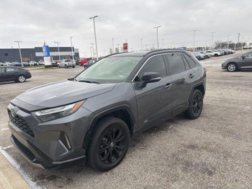 2022 Toyota RAV4 Hybrid SE
