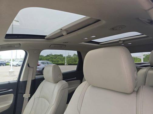 2018 Buick Enclave Essence