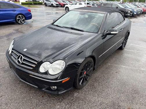 Obsidian Black Metallic 2009 Mercedes-Benz CLK-Class 5.5L