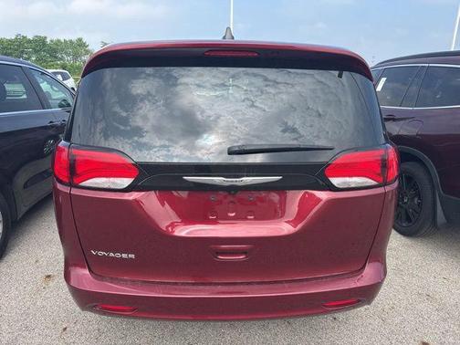 2023 Chrysler Voyager LX