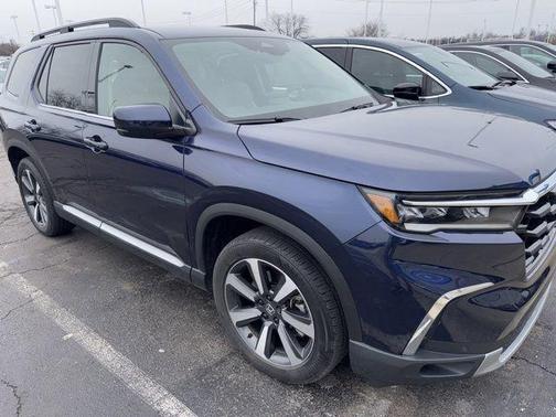 2024 Honda Pilot Touring 8-Passenger