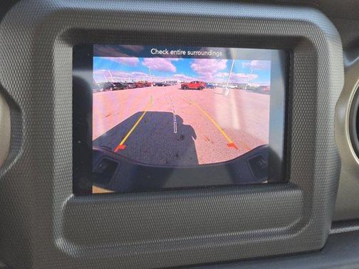 2023 Jeep Gladiator Sport