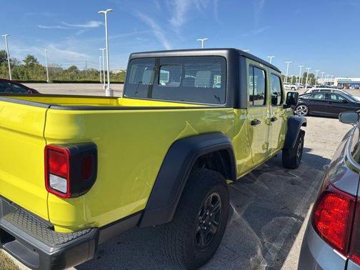 2023 Jeep Gladiator Sport
