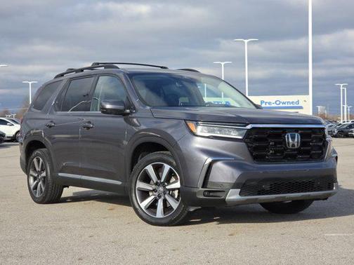 2023 Honda Pilot Touring 8-Passenger