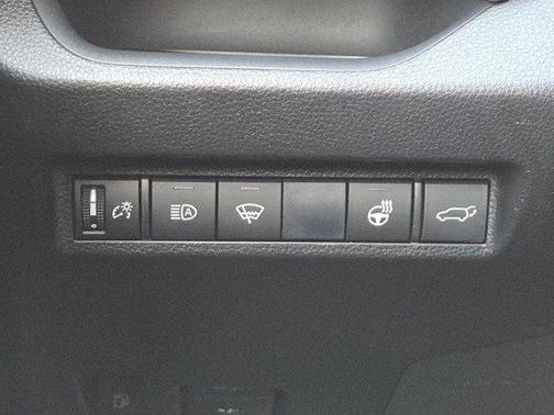 2020 Toyota RAV4 Hybrid SE