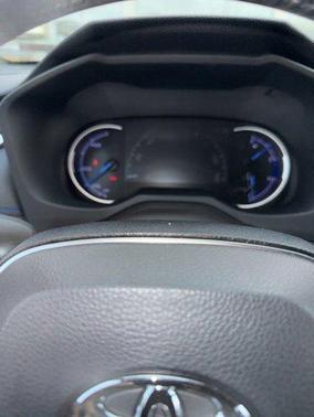 2020 Toyota RAV4 Hybrid SE