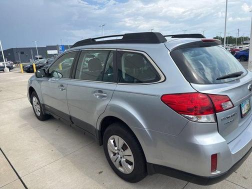 2014 Subaru Outback 2.5i