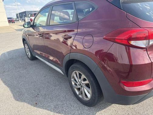 2017 Hyundai TUCSON SE