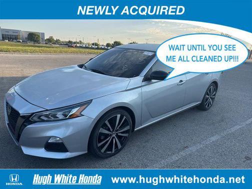 2022 Nissan Altima SR FWD