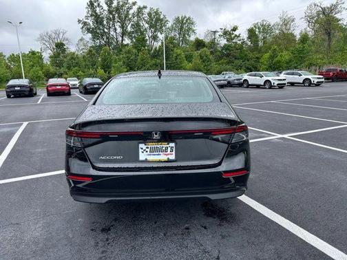 2025 Honda Accord LX 1.5T