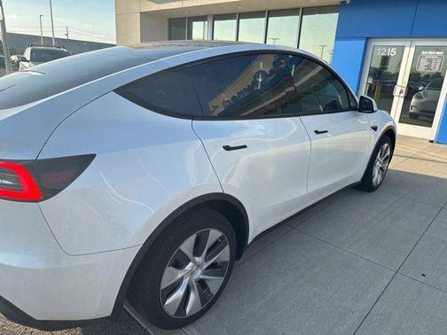 2023 Tesla Model Y Long Range Dual Motor All-Wheel Drive