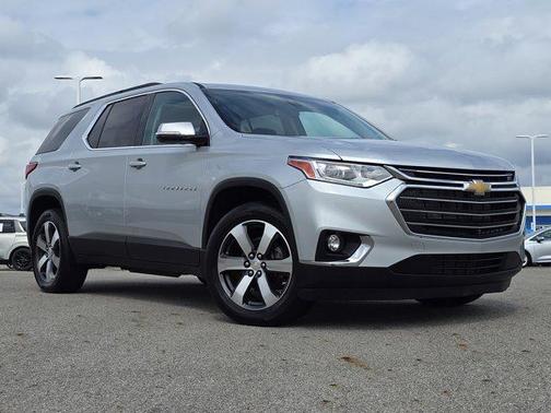 2020 Chevrolet Traverse LT Leather