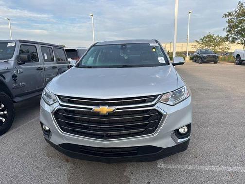 2020 Chevrolet Traverse LT Leather