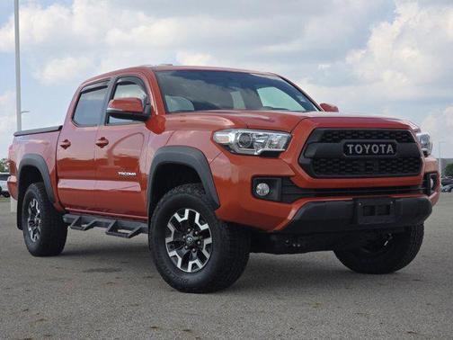 2017 Toyota Tacoma Base