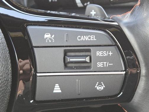 Crystal Black Pearl 2025 Honda Pilot Sport