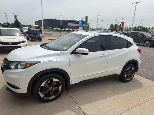 White Orchid Pearl 2018 Honda HR-V EX-L w/Navigation