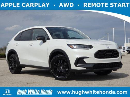Platinum White Pearl 2026 Honda HR-V AWD Sport