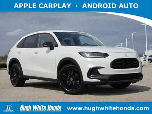 Platinum White Pearl 2026 Honda HR-V AWD Sport