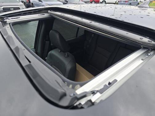 Crystal Black Pearl 2025 Honda Ridgeline Black