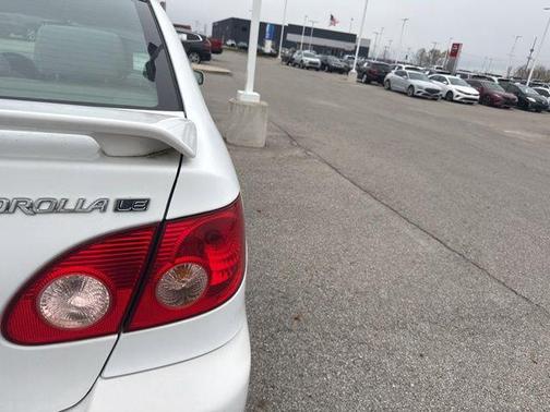 2006 Toyota Corolla LE