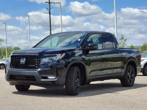 2023 Honda Ridgeline Black