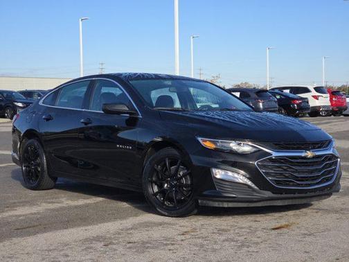 2022 Chevrolet Malibu FWD LT