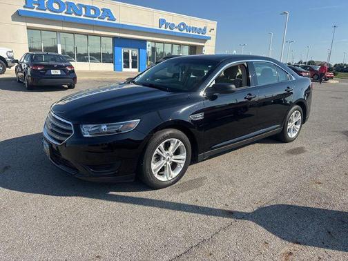 2018 Ford Taurus SE