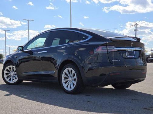 2017 Tesla Model X 90D