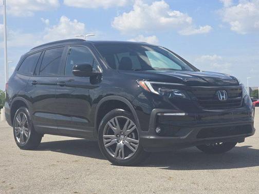 2022 Honda Pilot AWD Sport
