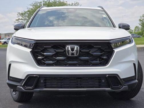Platinum White Pearl 2026 Honda CR-V Hybrid Sport-L AWD