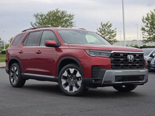Radiant Red Metallic II 2026 Honda Pilot Touring 8-Passenger