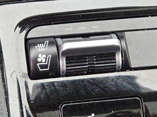 2023 Kia K5 EX