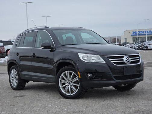 2011 Volkswagen Tiguan SE