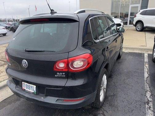 2011 Volkswagen Tiguan SE