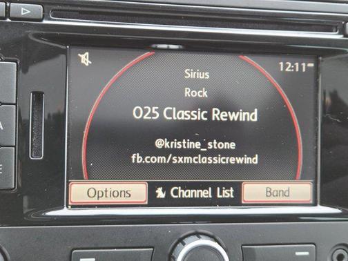 2011 Volkswagen Tiguan SE