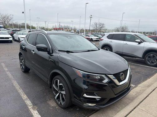 2021 Nissan Rogue Sport SL