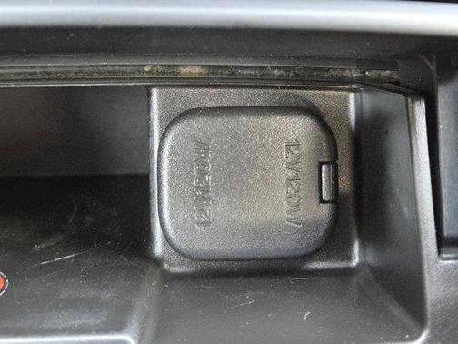 2012 Mazda Mazda3 i Sport