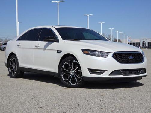 2015 Ford Taurus SHO