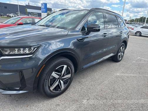 2023 Kia Sorento S