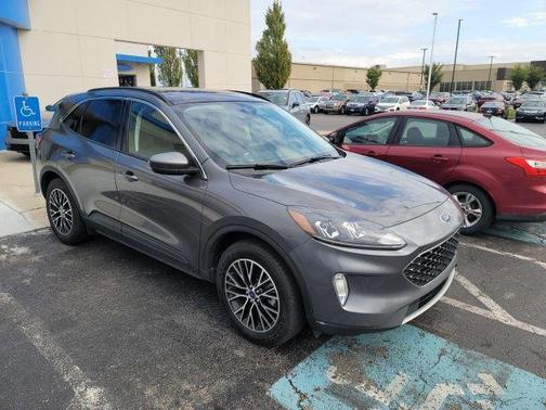 2022 Ford Escape SEL