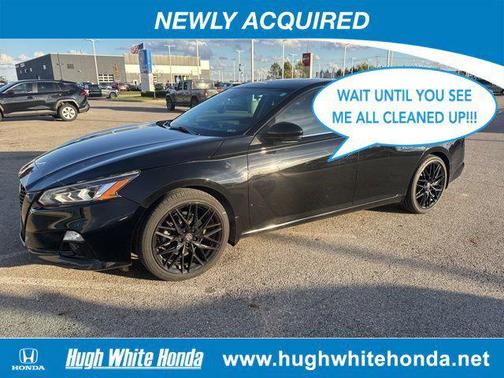 2022 Nissan Altima SR FWD