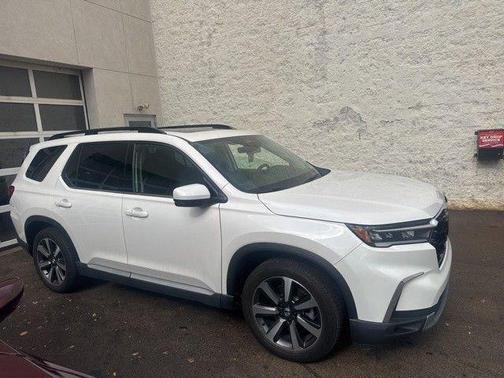 2024 Honda Pilot Touring 8-Passenger