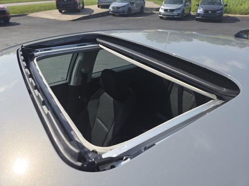 Urban Gray Pearl 2026 Honda Accord SE
