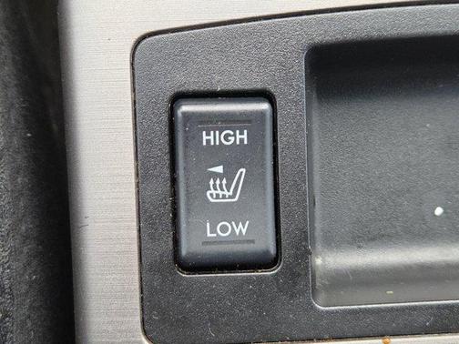 2011 Subaru Legacy Premium