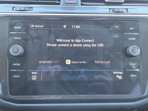 2020 Volkswagen Tiguan 2.0T SE 4MOTION