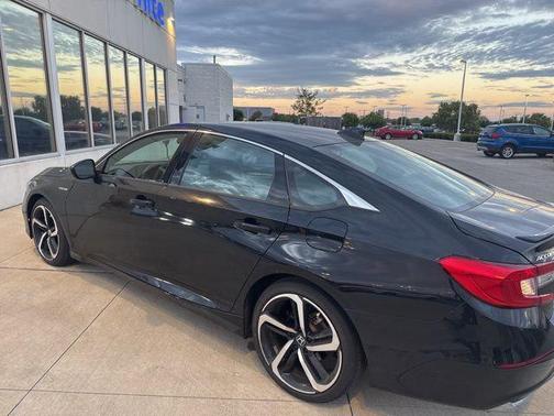 2022 Honda Accord Hybrid Base
