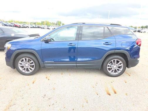 2022 GMC Terrain SLT