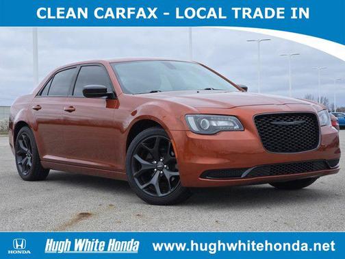 2020 Chrysler 300 Touring