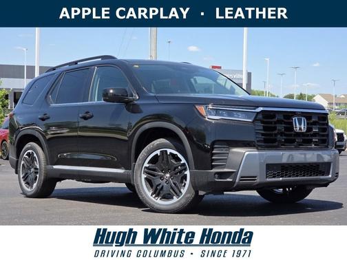 Crystal Black Pearl 2026 Honda Pilot Touring 8-Passenger